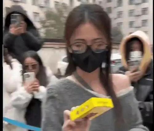 娱乐吃瓜爆料视频,吃瓜视频背后的惊人爆料