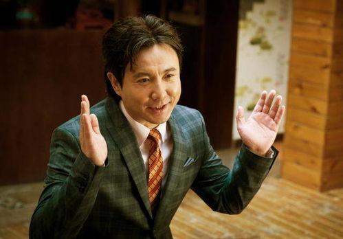 娱乐圈的吃瓜影帝章节错乱,影帝吃瓜事件，章节错乱揭秘幕后真相